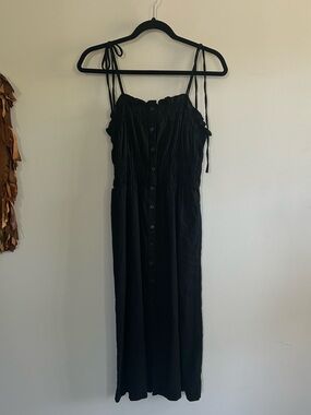 Universal Thread Black Tie-Shoulder Midi Dress with Button Front